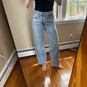 Levi’s baggy dad jean